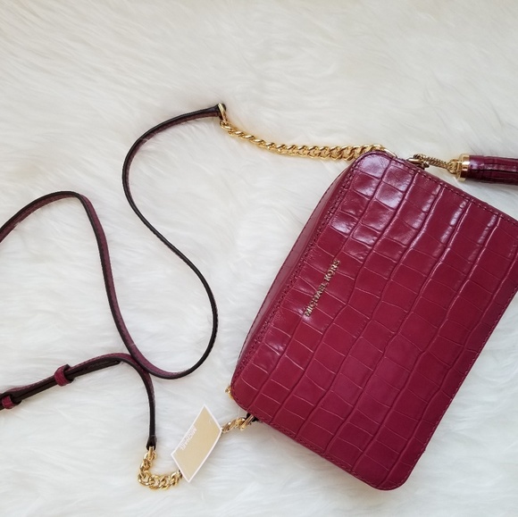 💥SOLD💥NEW! Michael Kors Ginny Crossbody Mulberry - Picture 7 of 7